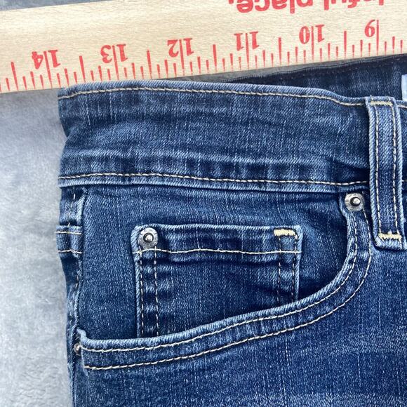 Signature Levi Strauss Women's Straight Jeans Size 8M Dark Wash - Picture 7 of 10